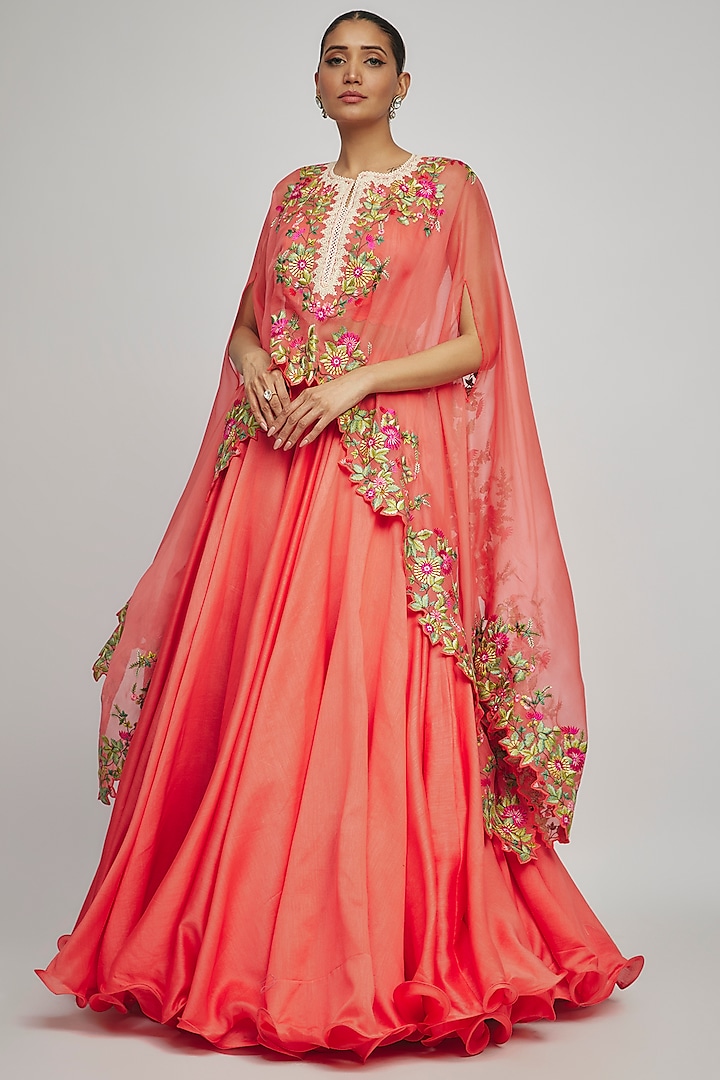 Coral Organza Thread Embroidered Cape Set by Anushree Reddy