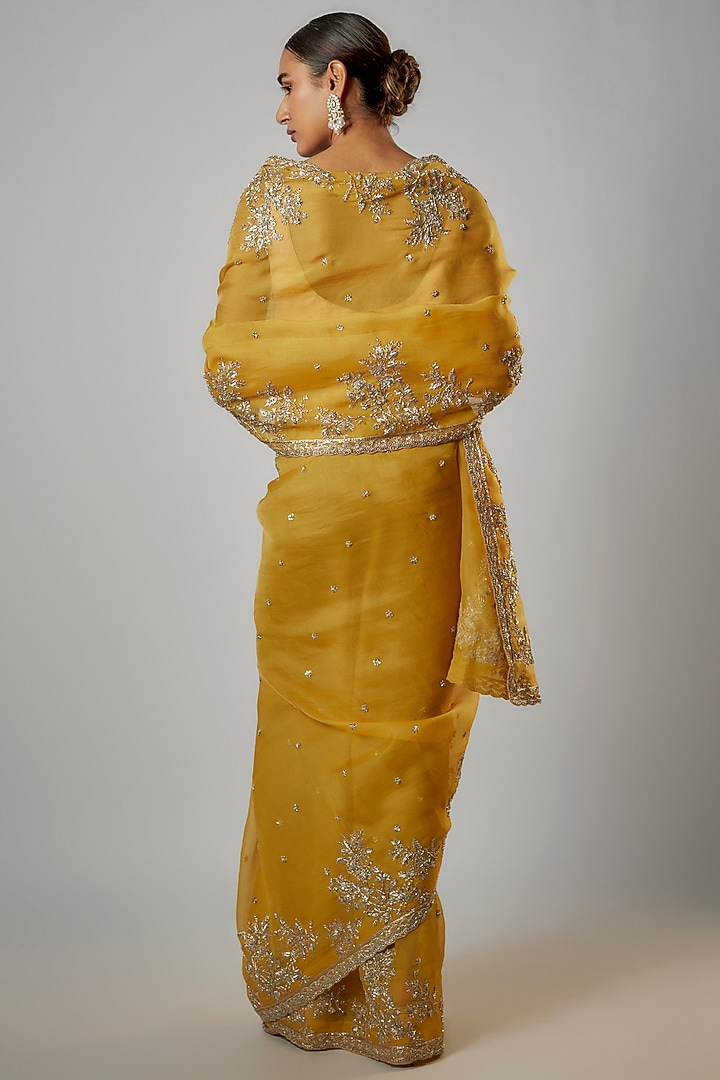 Lemon Yellow Organza Hand Embroidered Bridal Saree Set by Anushree Reddy at Pernia's Pop Up Shop