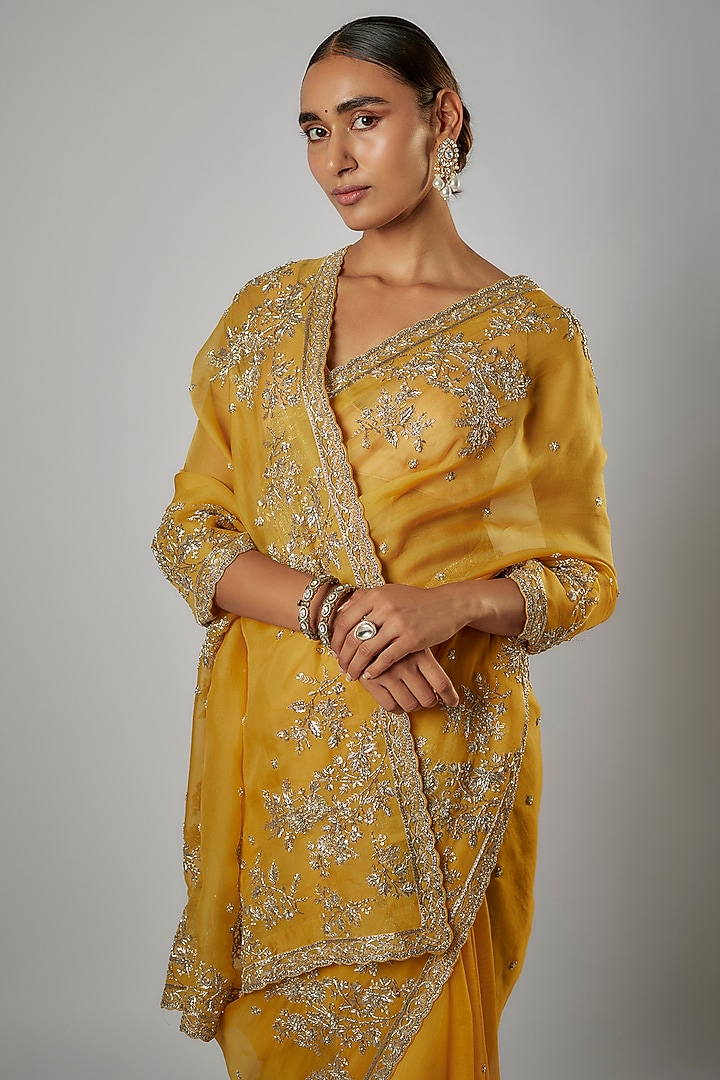 Lemon Yellow Organza Hand Embroidered Bridal Saree Set by Anushree Reddy at Pernia's Pop Up Shop