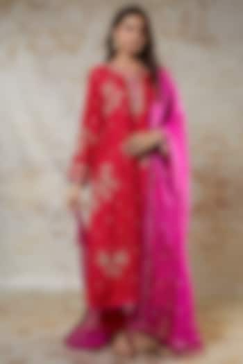 Reddish Pink Dupion Silk Zardosi Embroidered Kurta Set by Anushree Reddy at Pernia's Pop Up Shop