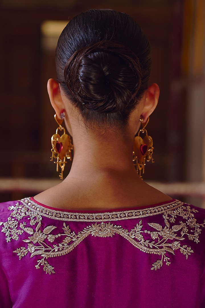 Magenta Dupion Silk Embroidered Kaftan Set by Anushree Reddy at Pernia's Pop Up Shop