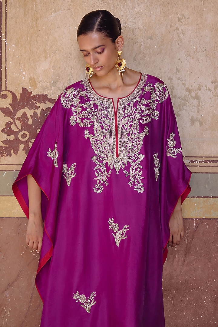 Magenta Dupion Silk Embroidered Kaftan Set by Anushree Reddy at Pernia's Pop Up Shop