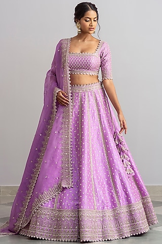 Lavender Raw Silk Lehenga Set With Temple Border by Anushree Reddy