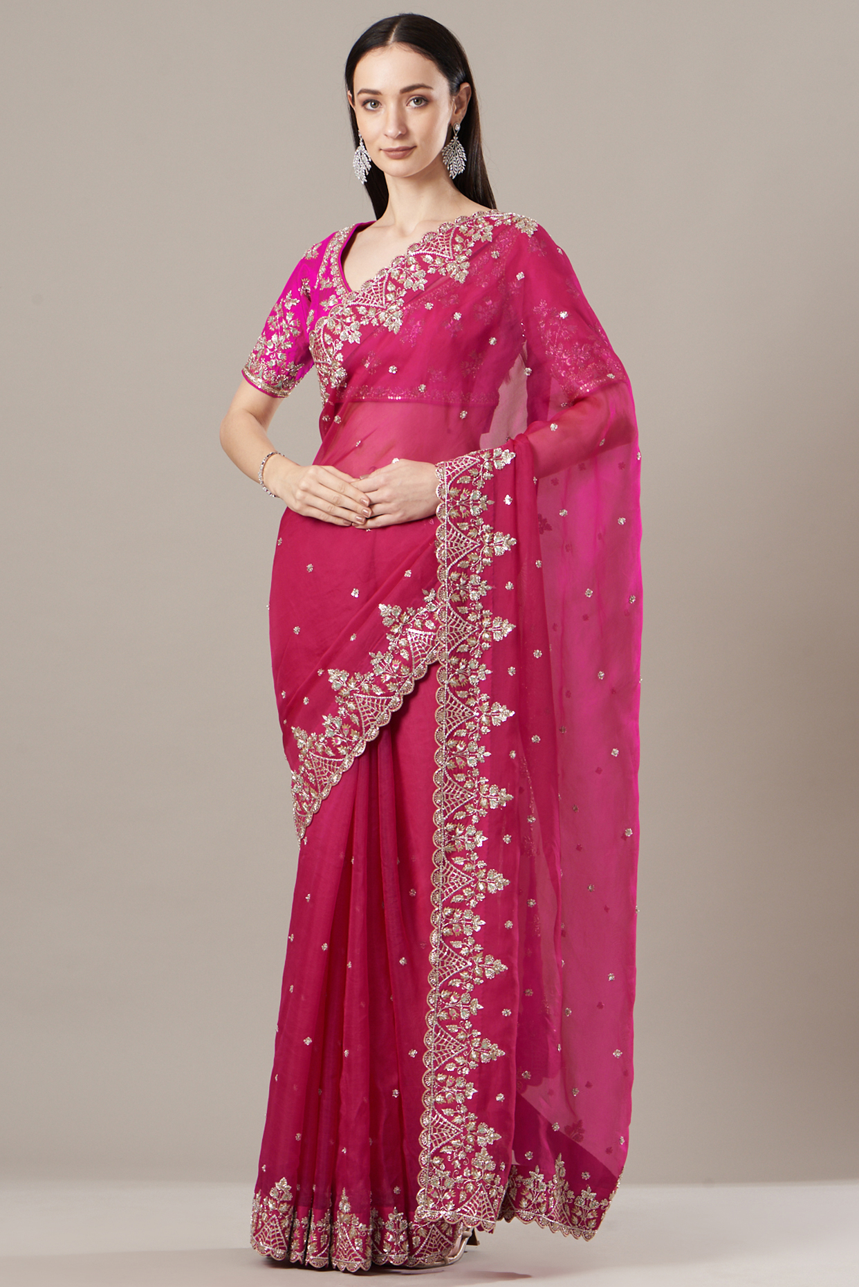 Reddish Pink Organza Zardosi Embroidered Reception Saree Set by Anushree Reddy at Pernia's Pop Up Shop