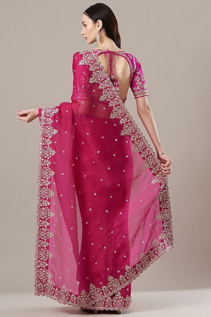 Reddish Pink Organza Zardosi Embroidered Reception Saree Set by Anushree Reddy at Pernia's Pop Up Shop