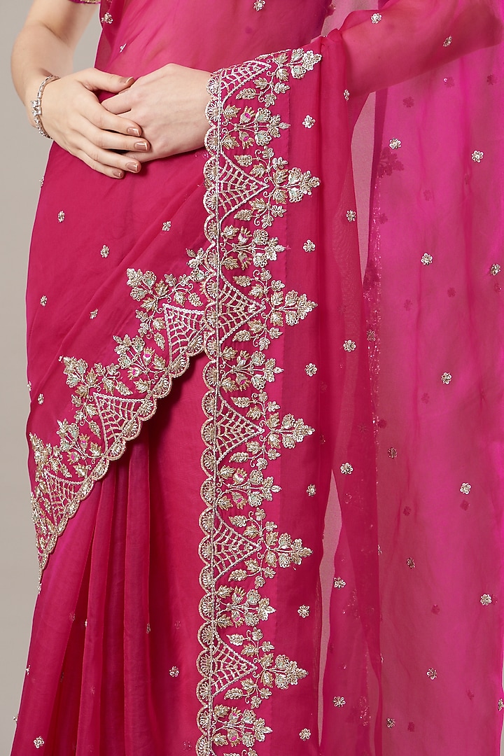 Reddish Pink Organza Zardosi Embroidered Reception Saree Set by Anushree Reddy at Pernia's Pop Up Shop