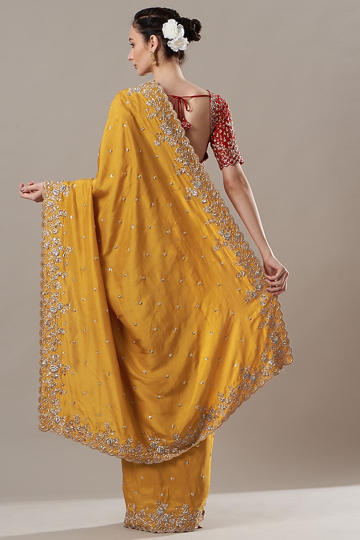 Yellow Embroidered Reception Saree Set by Anushree Reddy at Pernia's Pop Up Shop