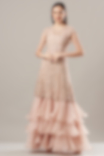 Blush Pink Embroidered Kurta Set by Anushree Reddy at Pernia's Pop Up Shop