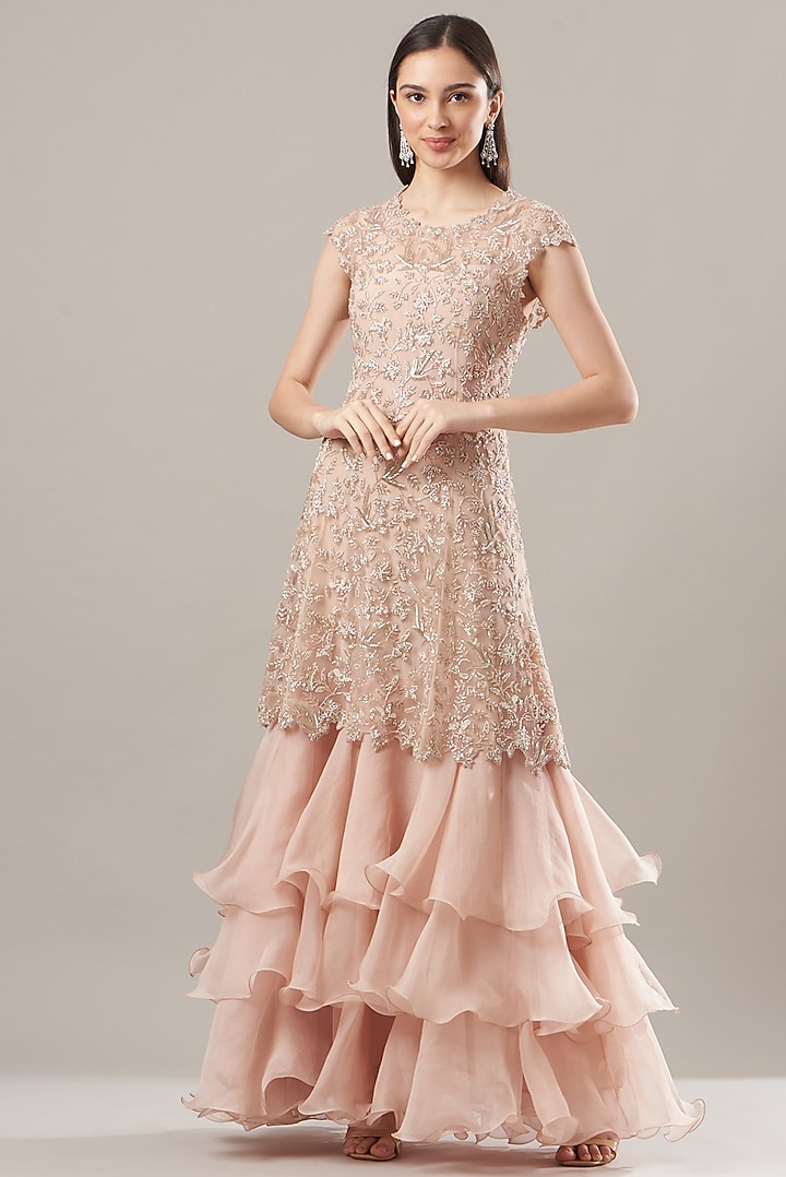 Blush Pink Embroidered Kurta Set by Anushree Reddy at Pernia's Pop Up Shop