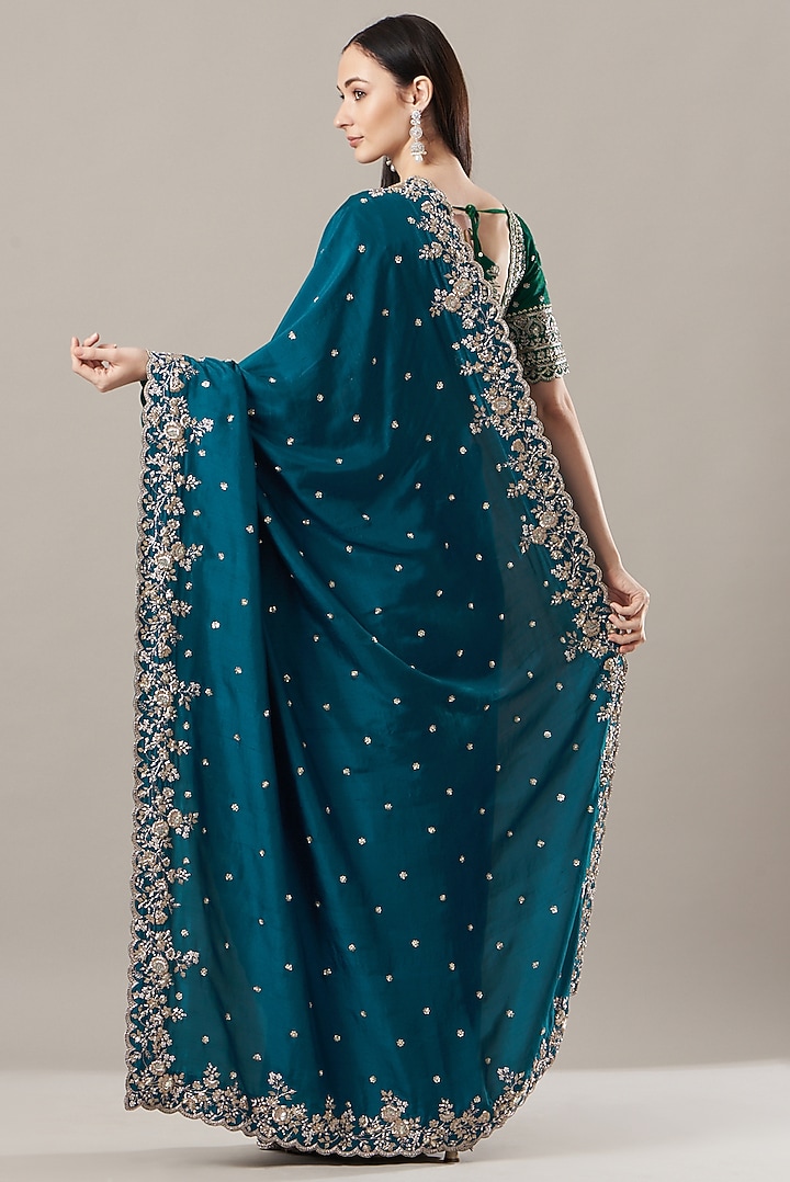 Blue Embroidered Reception Saree Set by Anushree Reddy at Pernia's Pop Up Shop