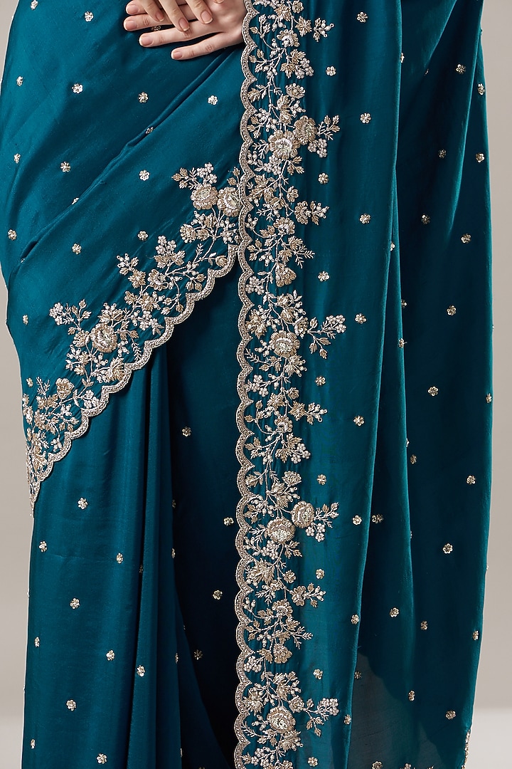 Blue Embroidered Reception Saree Set by Anushree Reddy at Pernia's Pop Up Shop