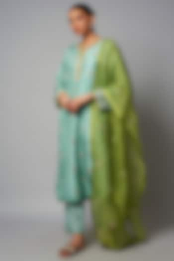 Sea Green Dupion Silk Hand Embroidered Kurta Set by Anushree Reddy at Pernia's Pop Up Shop