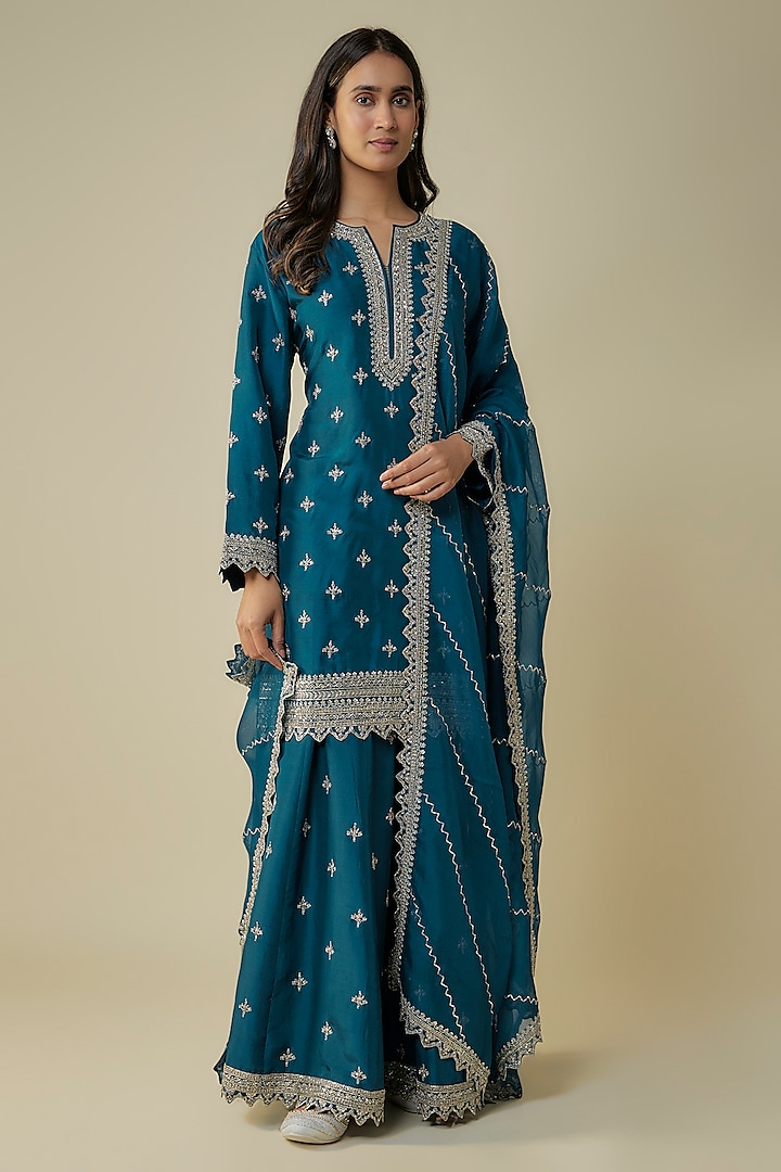 Navy Blue Dupion Hand Embroidered Kurta Set by Anushree Reddy at Pernia's Pop Up Shop