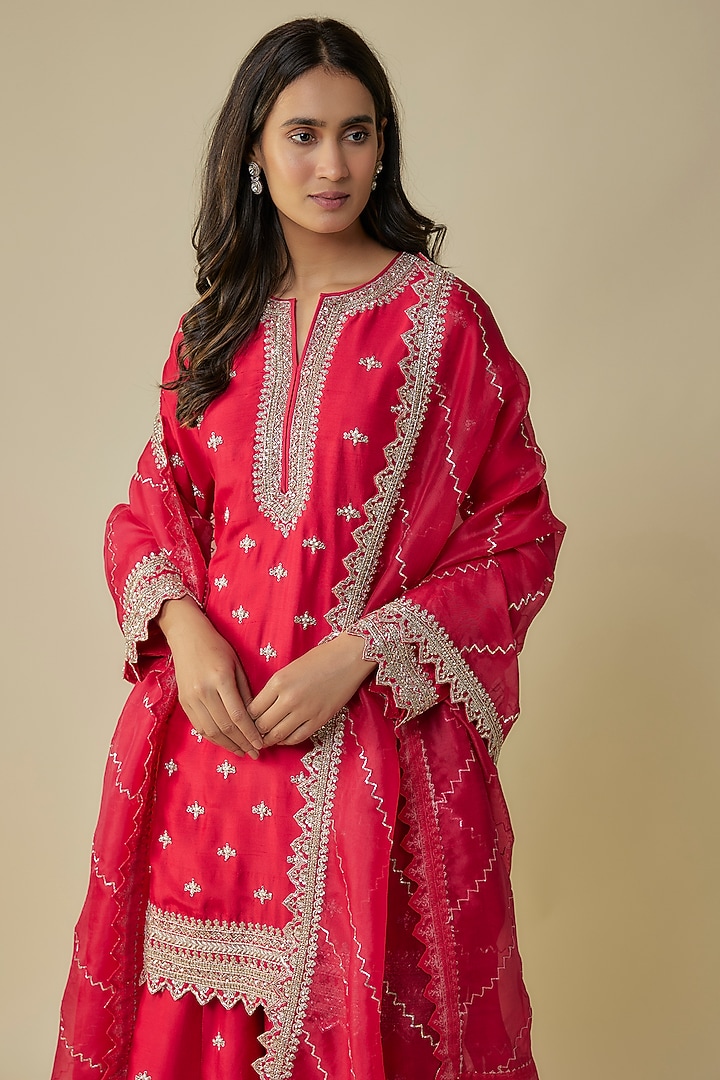 Red Dupion Hand Embroidered Kurta Set by Anushree Reddy at Pernia's Pop Up Shop