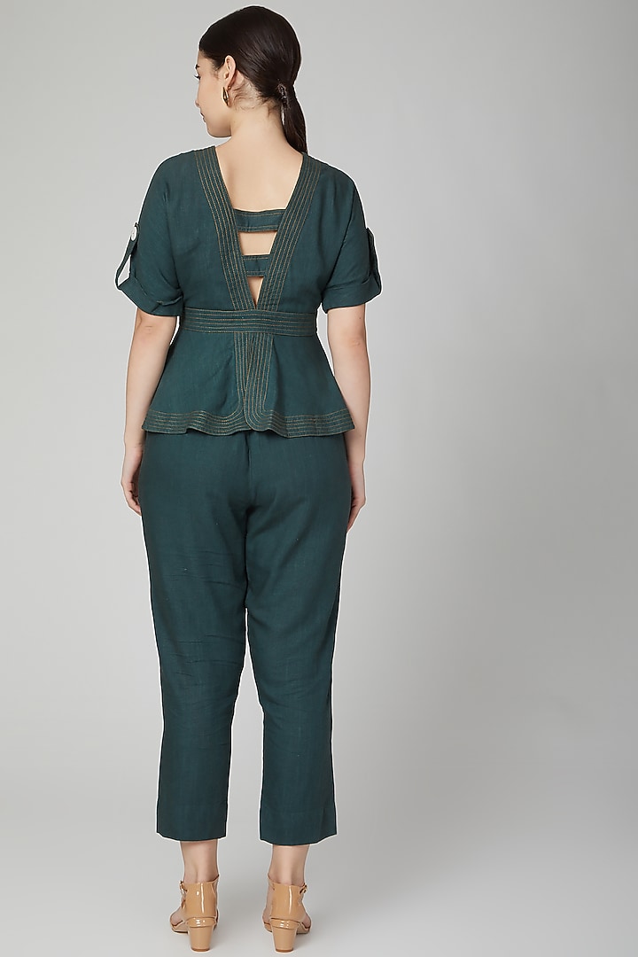 Green Pants With Concealed Zipper by Aruni at Pernia's Pop Up Shop
