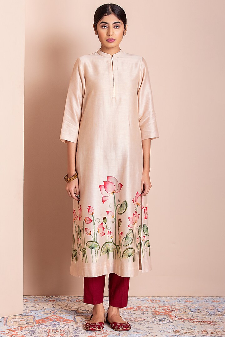 Marble Printed Kurta by Anju Modi at Pernia's Pop Up Shop