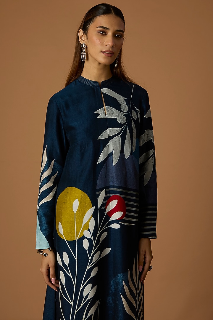 Indigo Viscose Dupion Printed Tunic by Anju Modi at Pernia's Pop Up Shop