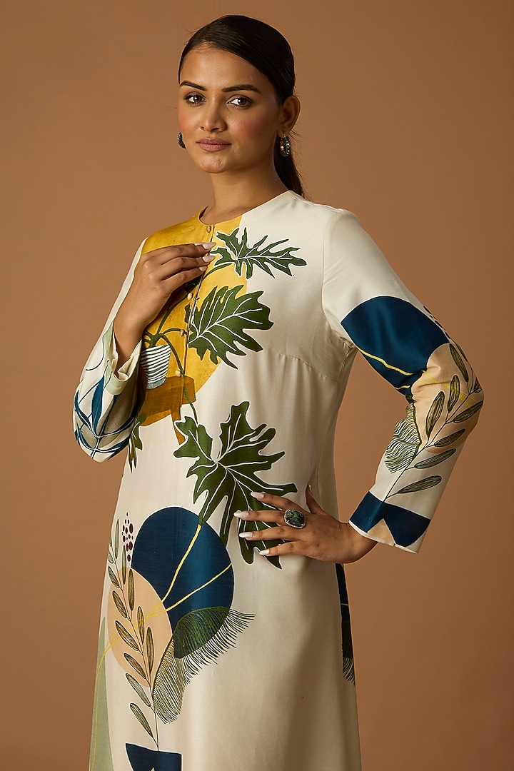Ivory Silk Chanderi Printed Tunic by Anju Modi at Pernia's Pop Up Shop