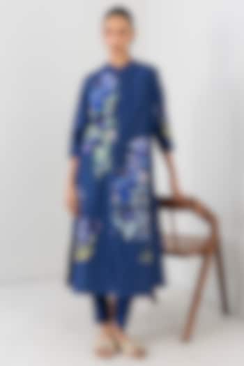 Midnight Blue Silk Chanderi Floral Printed Tunic by Anju Modi at Pernia's Pop Up Shop