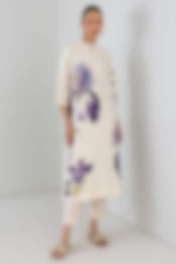 Ivory Silk Chanderi Floral Printed Tunic by Anju Modi at Pernia's Pop Up Shop