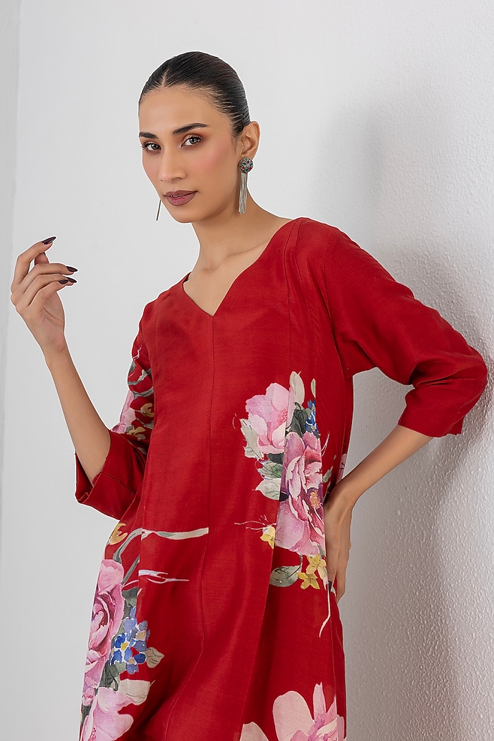 Red Silk Chanderi Rose Printed Tunic by Anju Modi at Pernia's Pop Up Shop