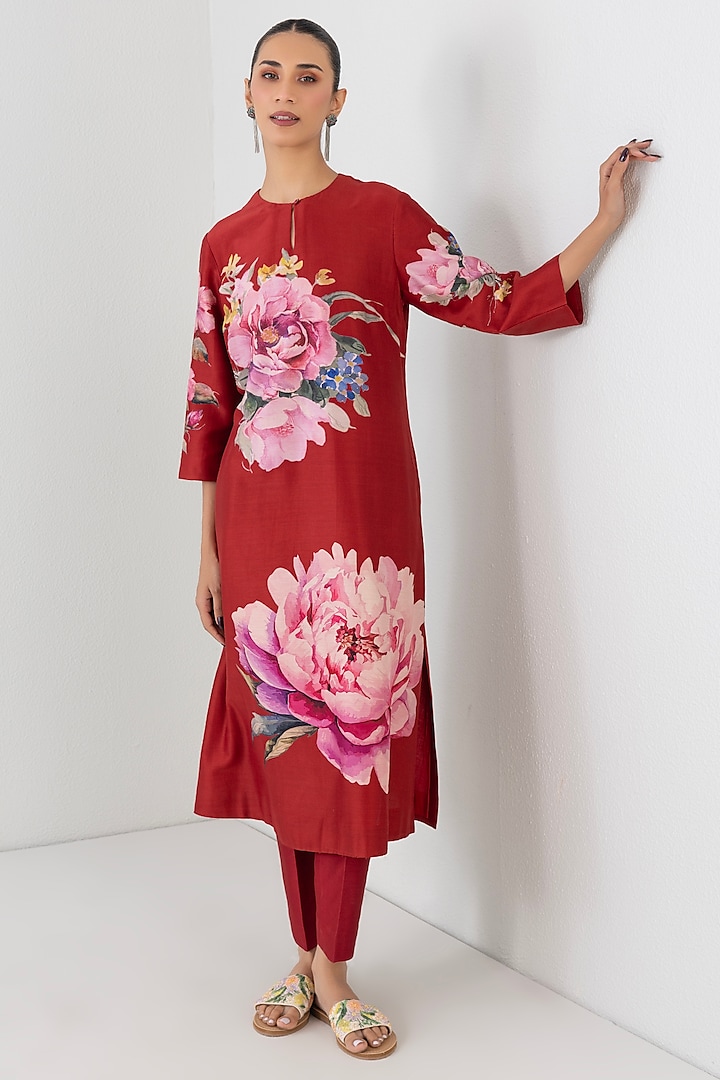 Red Silk Chanderi Rose Printed Tunic by Anju Modi at Pernia's Pop Up Shop