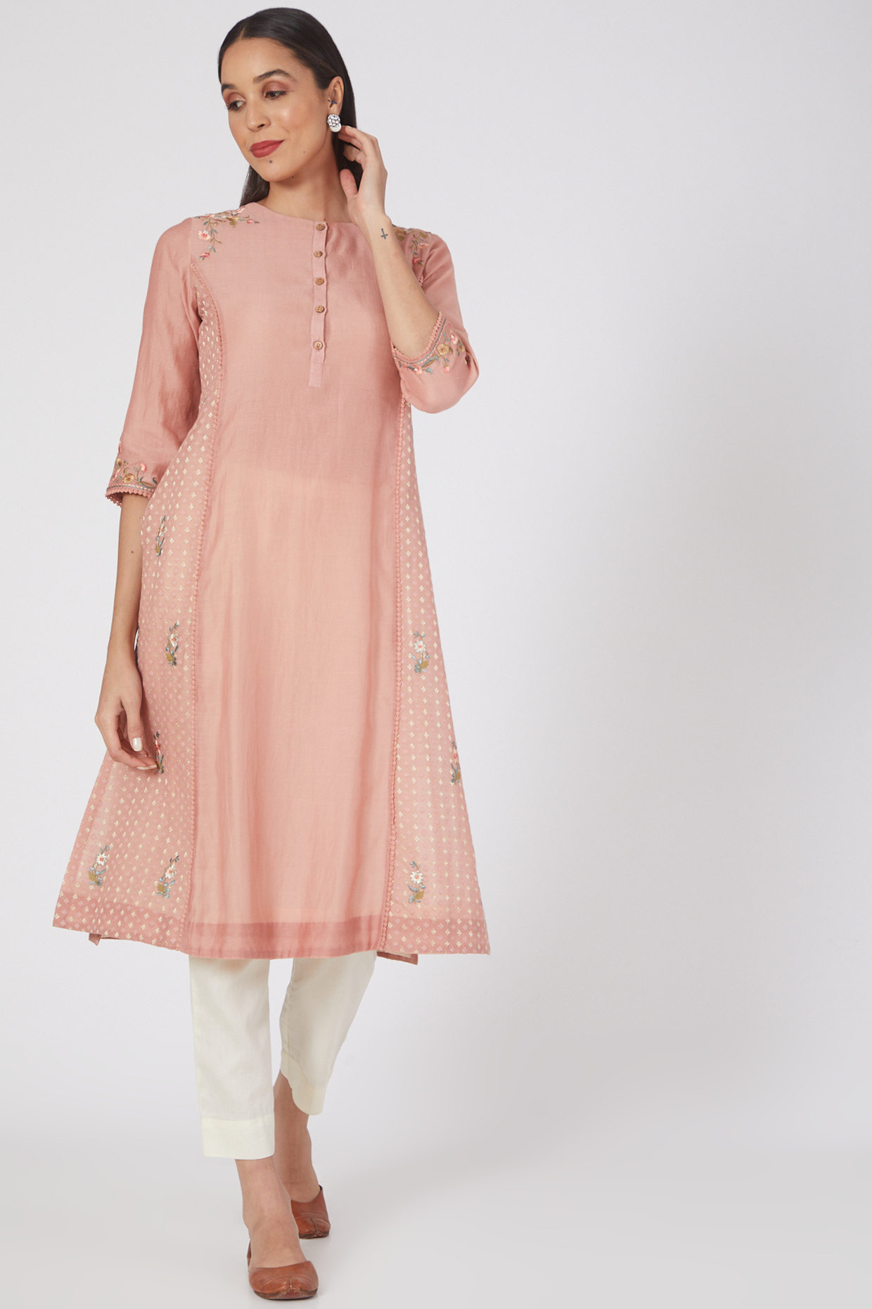 Old Rose Floral Embroidered Kurta by Anju Modi at Pernia's Pop Up Shop
