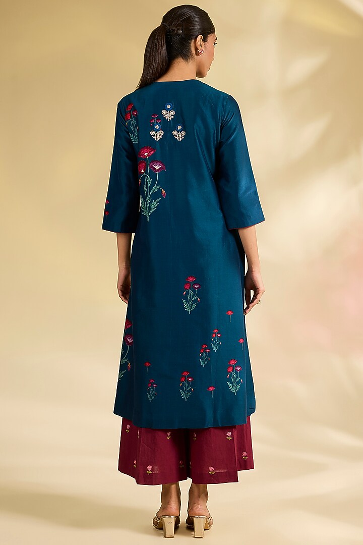 Midnight Blue Silk Chanderi Printed & Embroidered Kurta Set by Anju Modi at Pernia's Pop Up Shop
