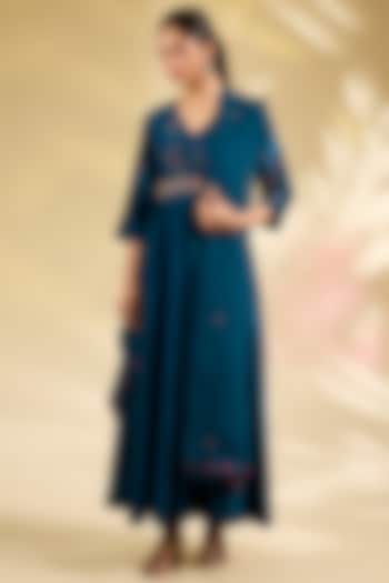 Midnight Blue Silk Chanderi Printed & Embroidered Wedding Anarkali Set by Anju Modi at Pernia's Pop Up Shop