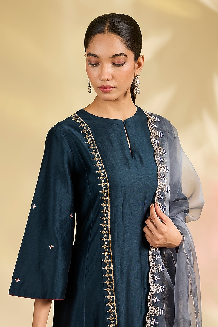 Midnight Blue Silk Chanderi Embroidered Layered Kurta Set by Anju Modi at Pernia's Pop Up Shop