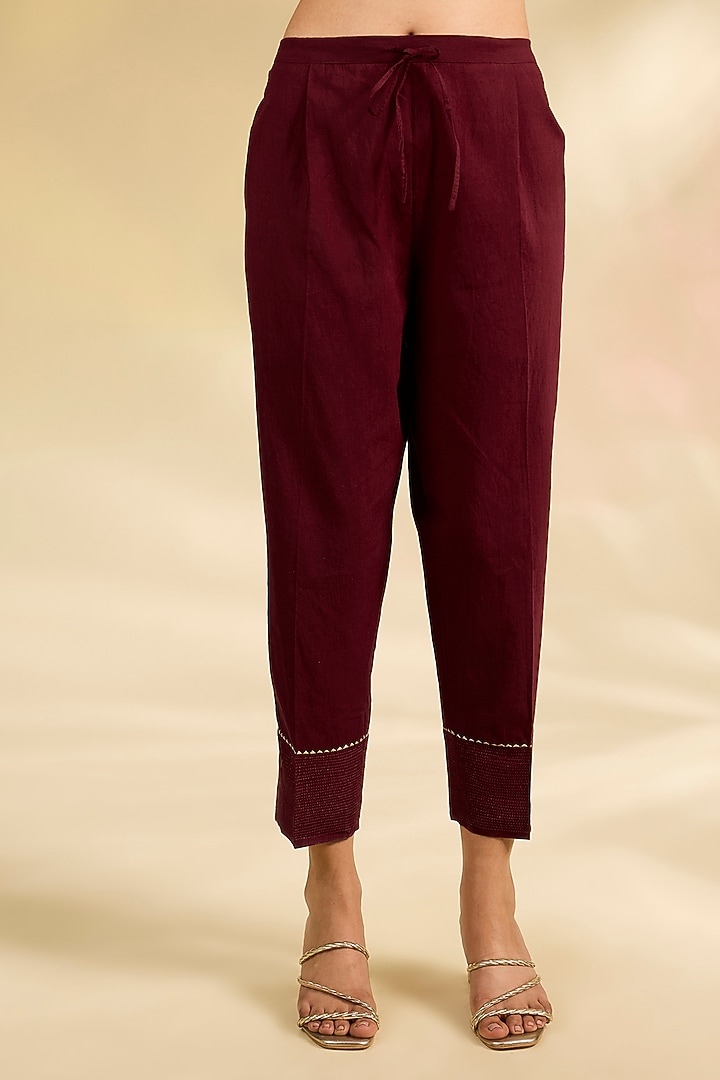 Maroon Silk Dupion Floral Boota Embroidered Kurta Set by Anju Modi at Pernia's Pop Up Shop