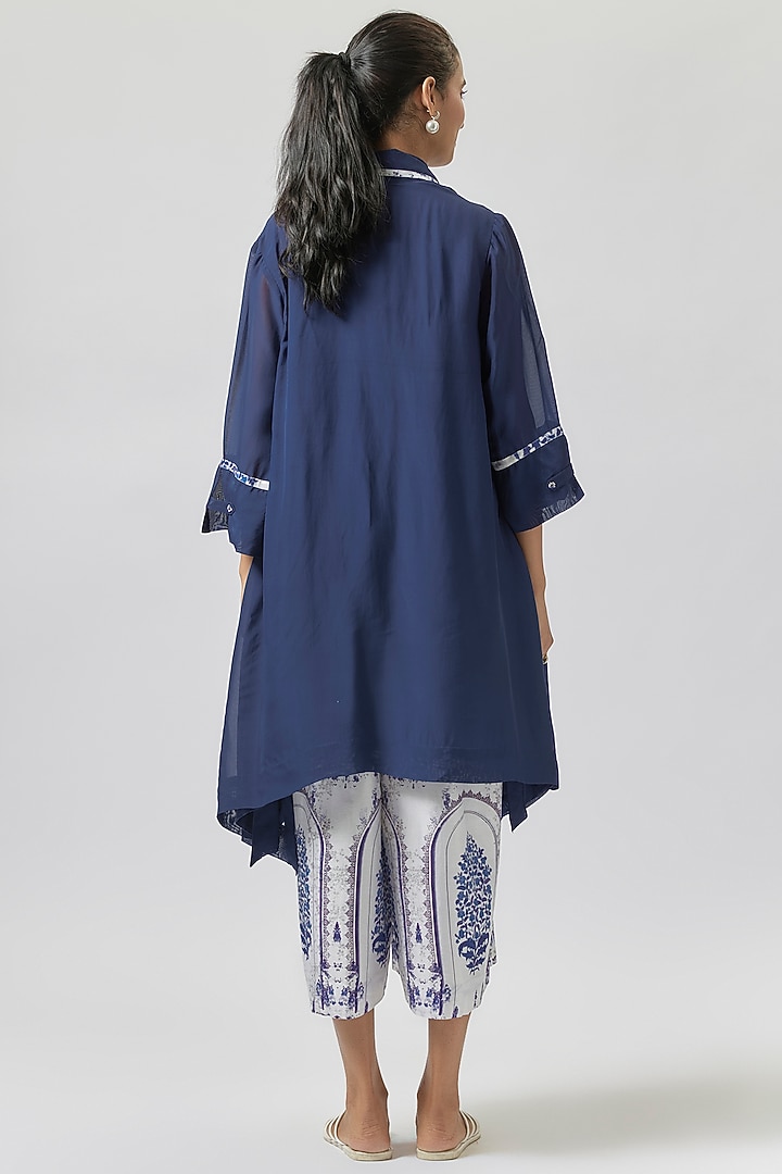 Ivory Silk Chanderi Digital Printed Jumpsuit With Cape by Anju Modi at Pernia's Pop Up Shop