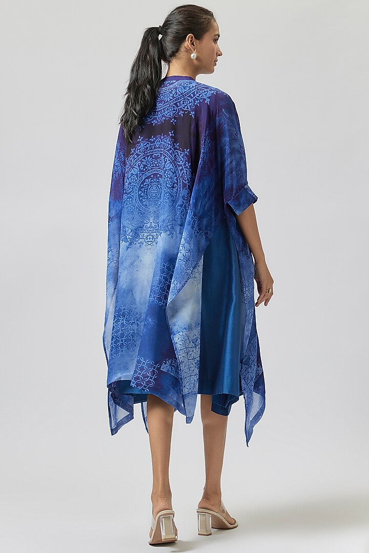 Blue Silk Organza Digital Printed Kaftan With Dress by Anju Modi at Pernia's Pop Up Shop
