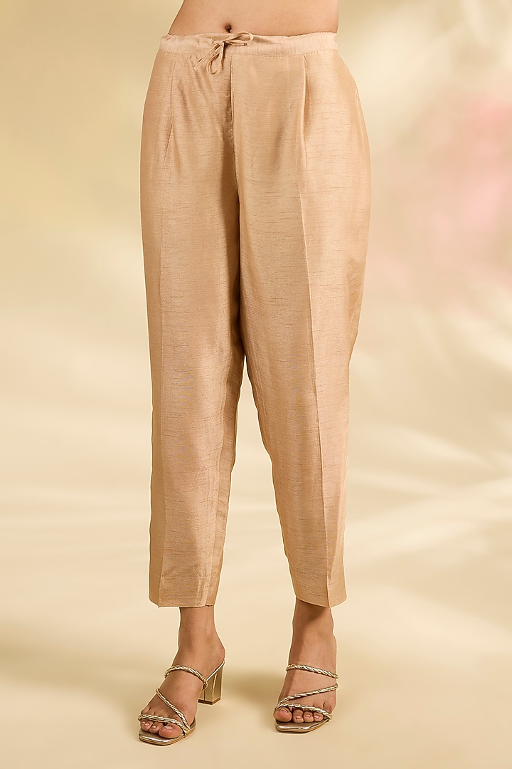 Gold Tissue Boota Embroidered Kurta Set by Anju Modi at Pernia's Pop Up Shop