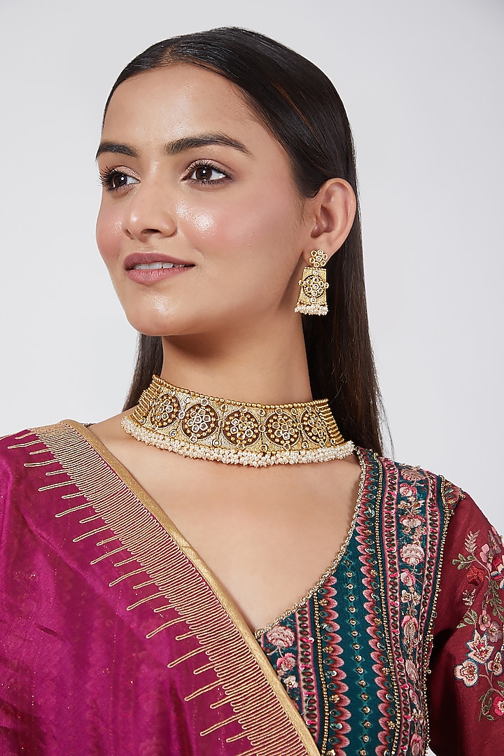 Gold Plated Kundan & Pearl Necklace Set by Anjali Jain Jewellery