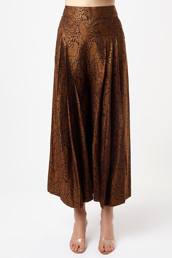Brown Embroidered Kurta Set by Anand Kabra at Pernia's Pop Up Shop