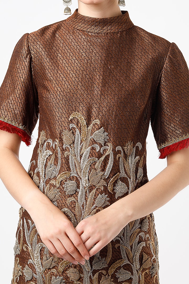 Brown Embroidered Kurta Set by Anand Kabra at Pernia's Pop Up Shop