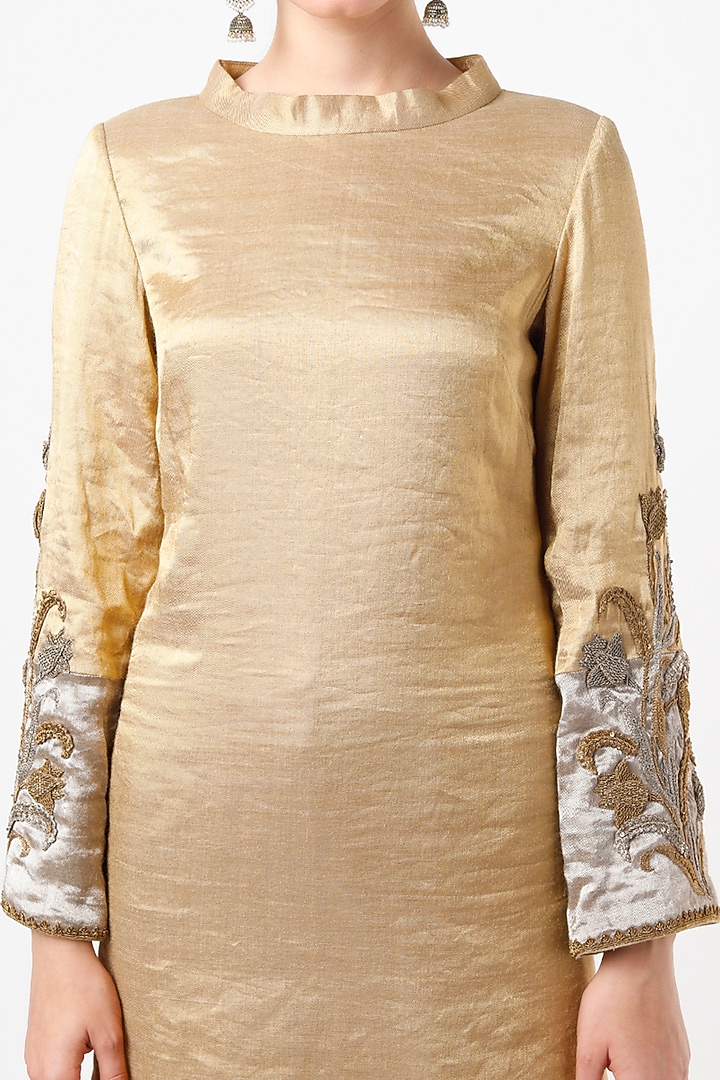 Gold Embroidered Kurta Set by Anand Kabra at Pernia's Pop Up Shop