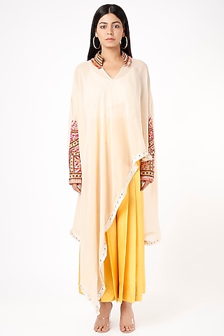 White Embroidered Cape Set by Anand Kabra