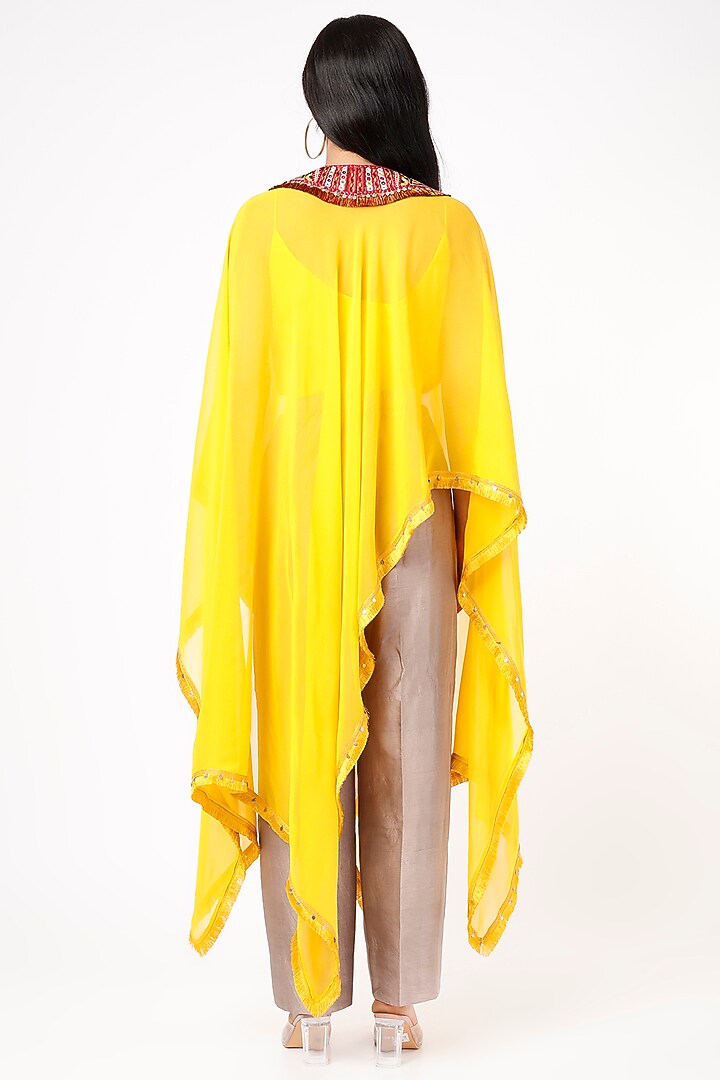 Yellow Embroidered Cape Set by Anand Kabra at Pernia's Pop Up Shop