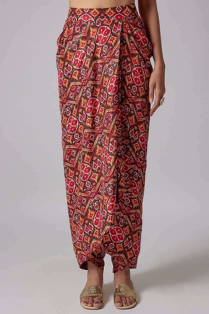 Red Georgette Embroidered Cape Set by Anand Kabra at Pernia's Pop Up Shop