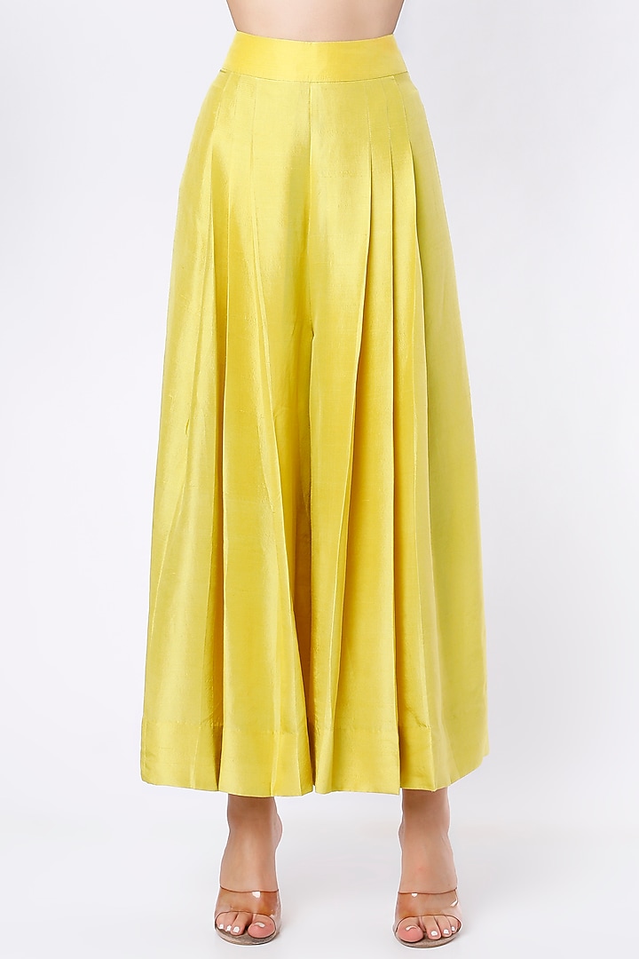 Ivory & Lemon Yellow Ruffled Kurta Set by Anand Kabra at Pernia's Pop Up Shop