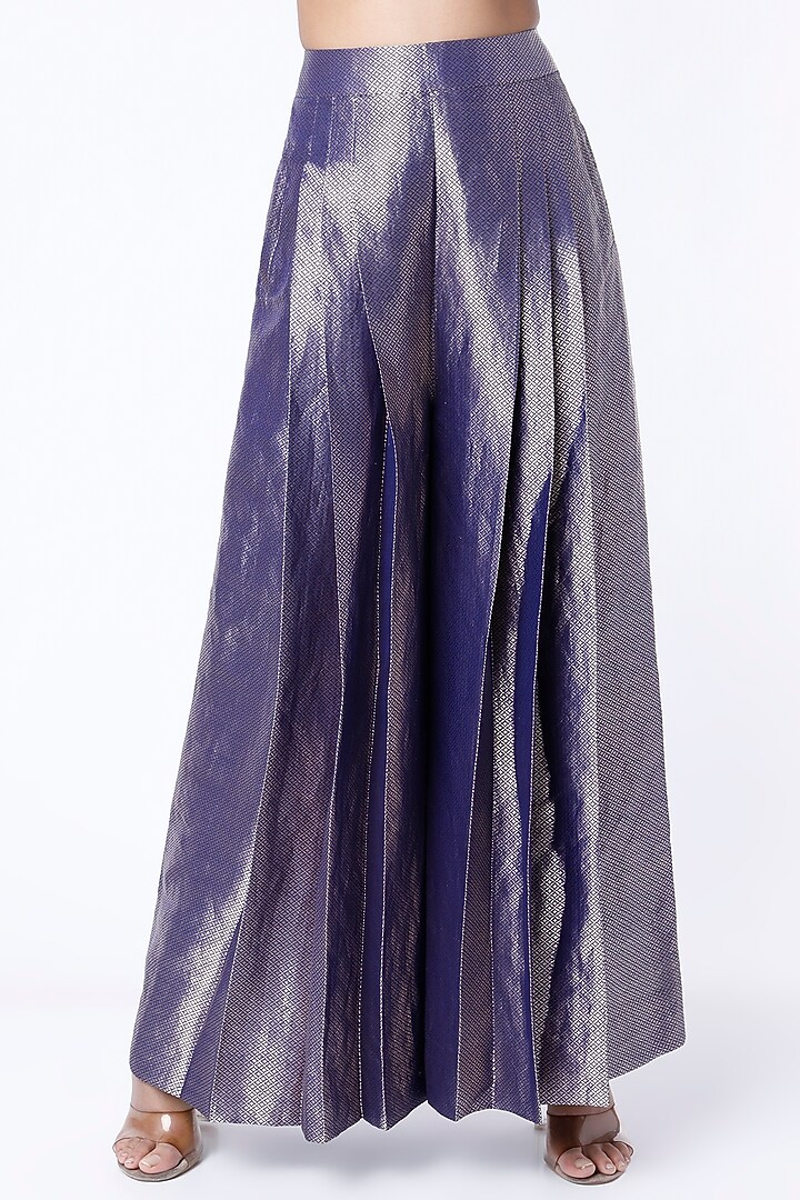 Blue Embroidered Drape Set by Anand Kabra at Pernia's Pop Up Shop