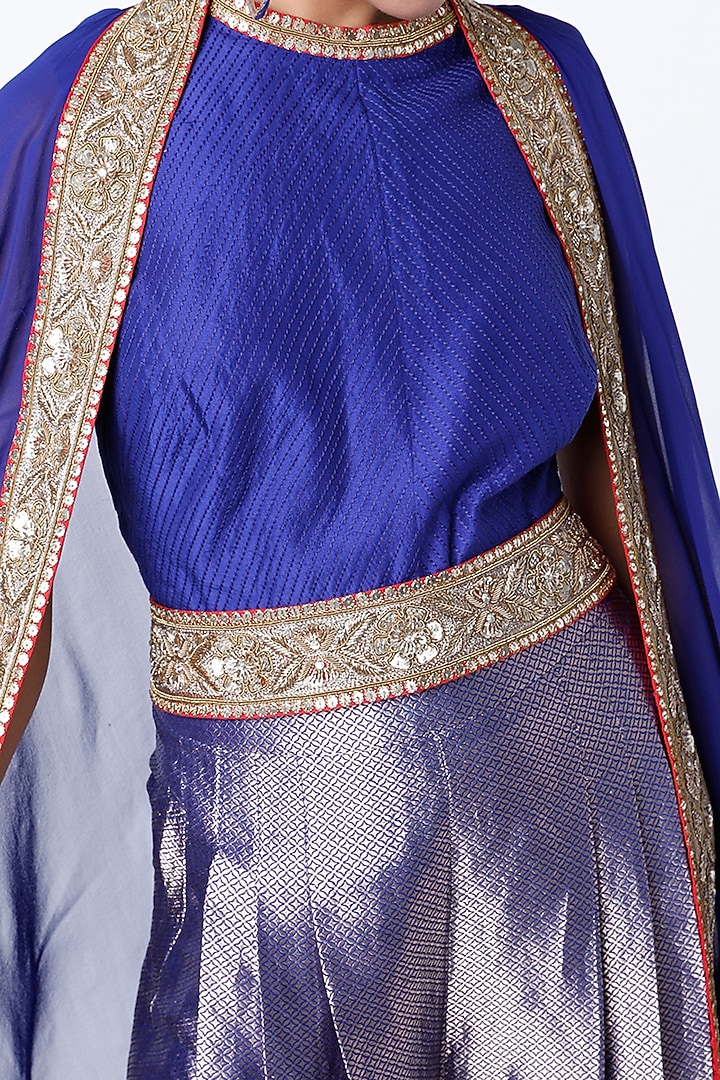 Blue Embroidered Drape Set by Anand Kabra at Pernia's Pop Up Shop
