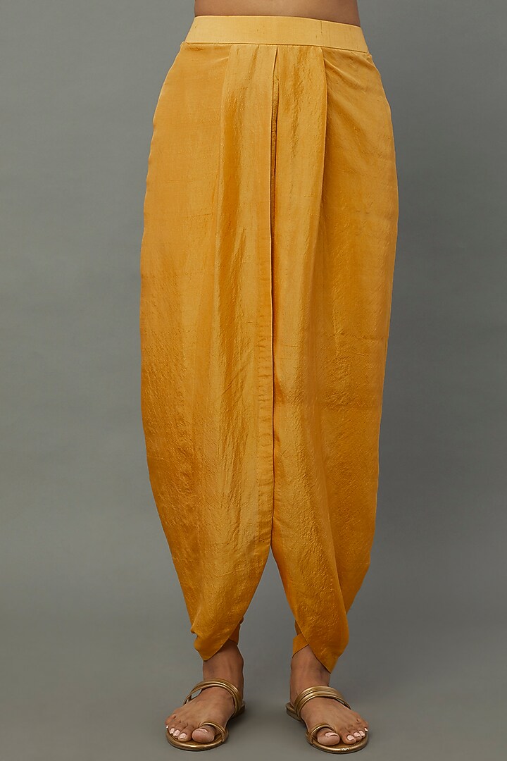 Mustard Embroidered Cape Set by Anand Kabra at Pernia's Pop Up Shop