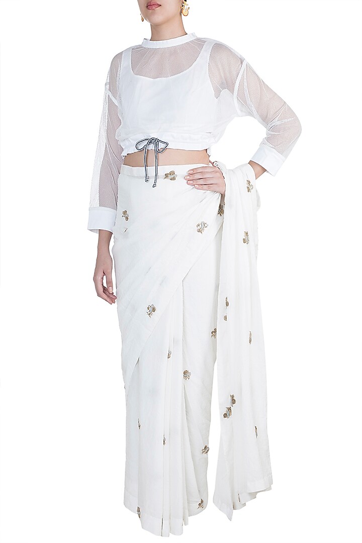 White Crushed Wedding Saree Set by Anamika Khanna at Pernia's Pop Up Shop