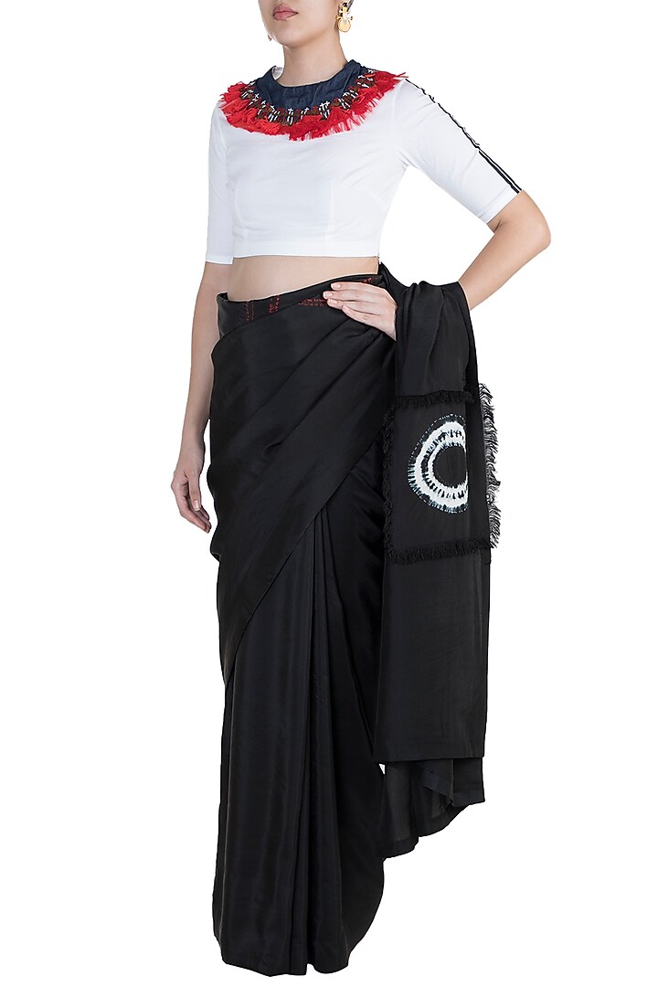 Black Highlighted Wedding Saree Set by Anamika Khanna at Pernia's Pop Up Shop