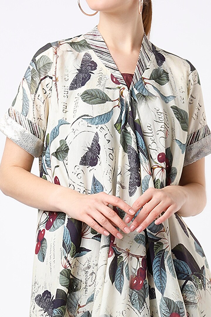 Cream Printed Jacket Set by ANMOL KAKAD at Pernia's Pop Up Shop