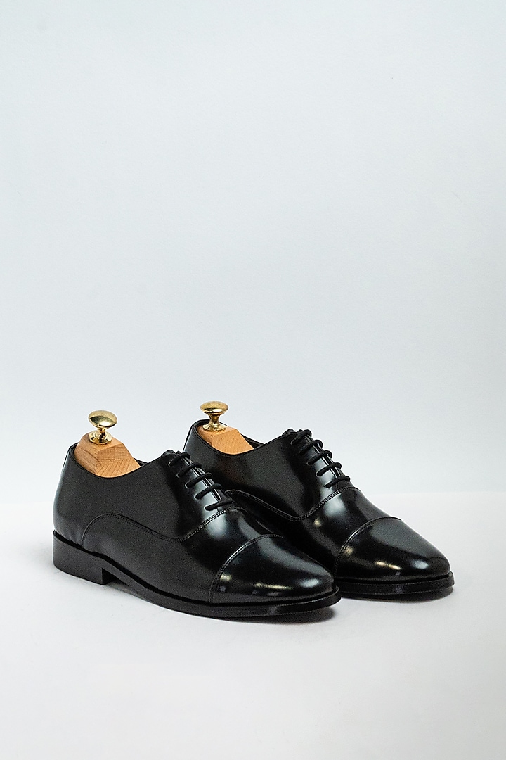 Black Genuine Leather Formal Shoes by Aniket Gupta