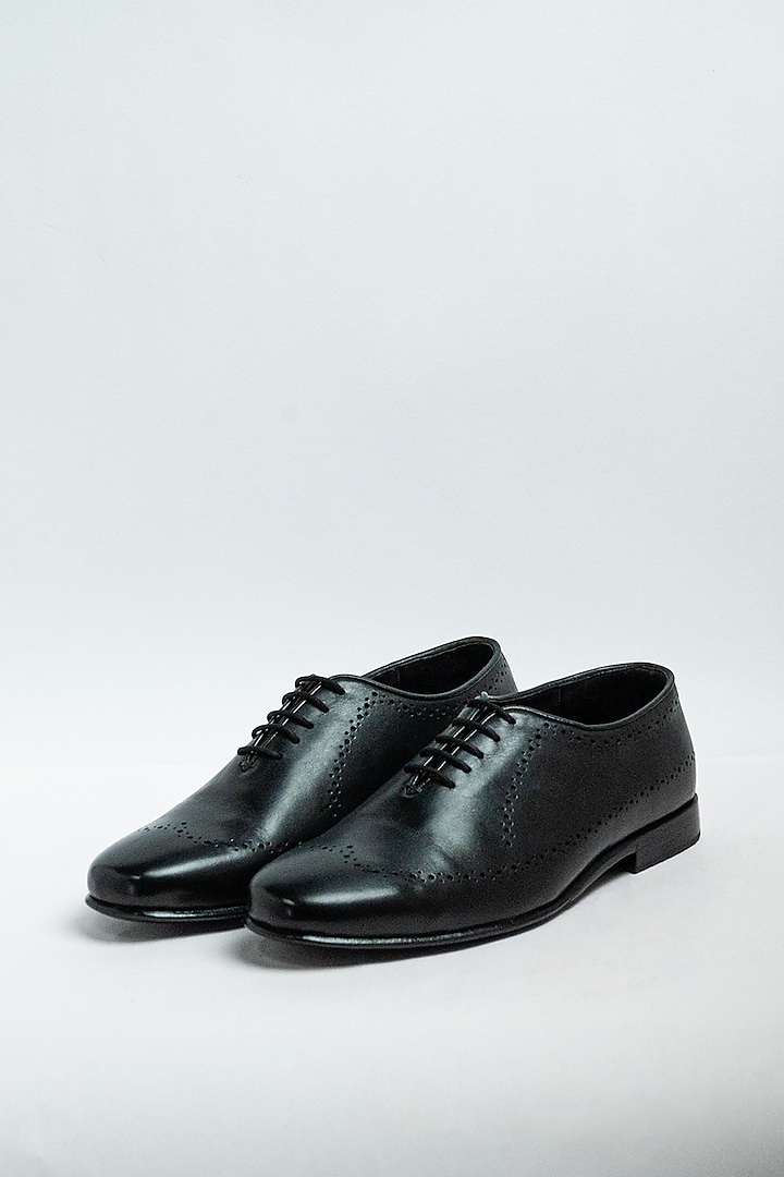 Black Genuine Leather Formal Shoes by Aniket Gupta